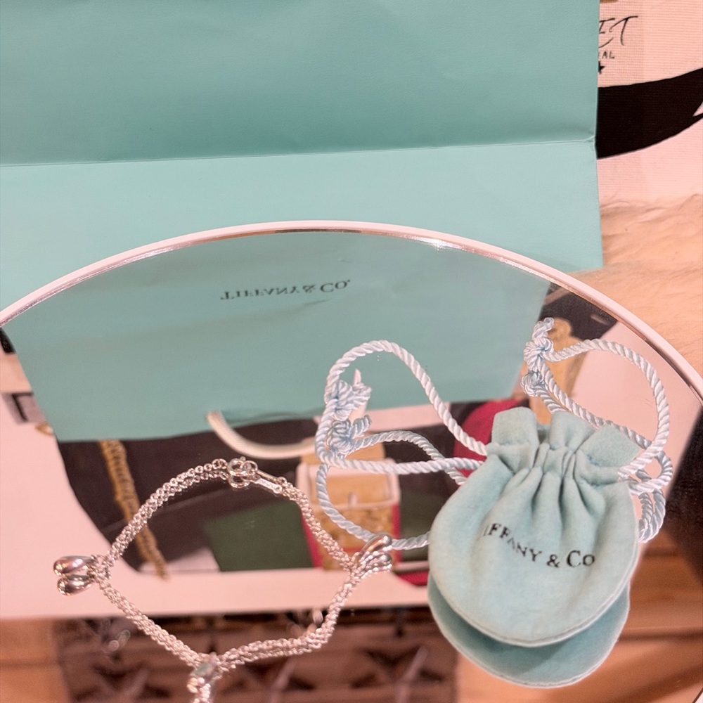 🔥 RARE TIFFANY & Co. PERETTI THREE TEARDROP BRACELET SIze 6.8 w/ Dust Bag - Picture 6 of 11